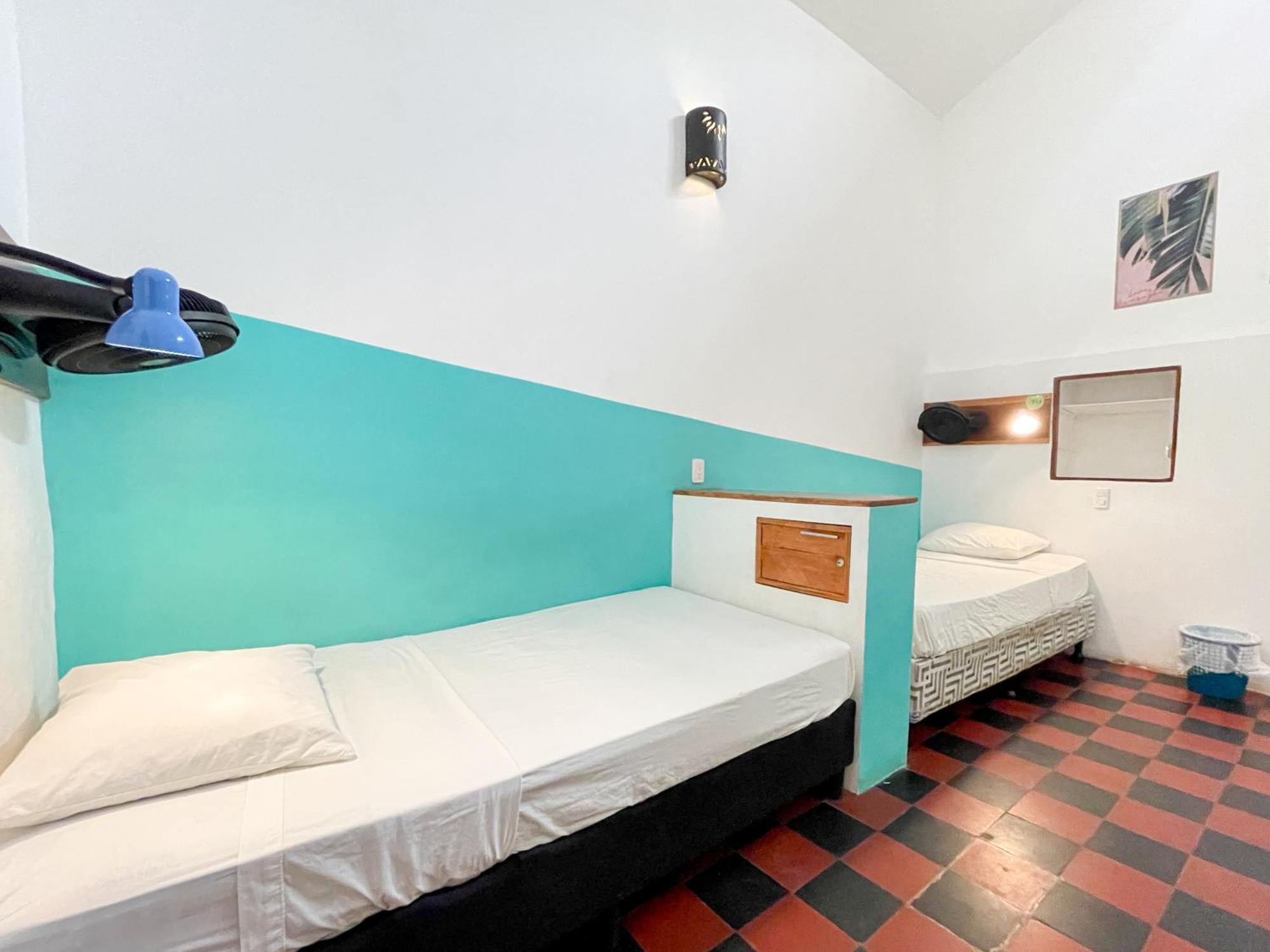 Oasis Hostel Granada Eksteriør billede