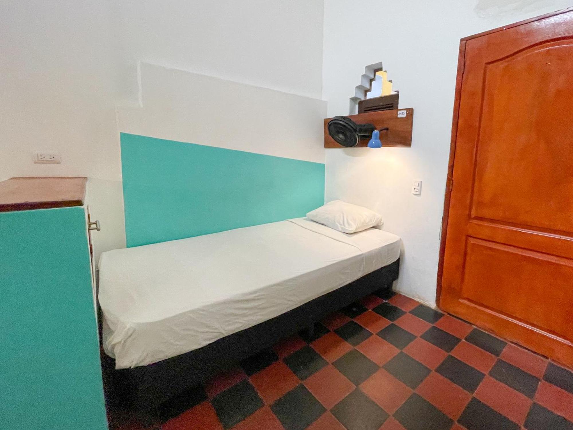 Oasis Hostel Granada Eksteriør billede