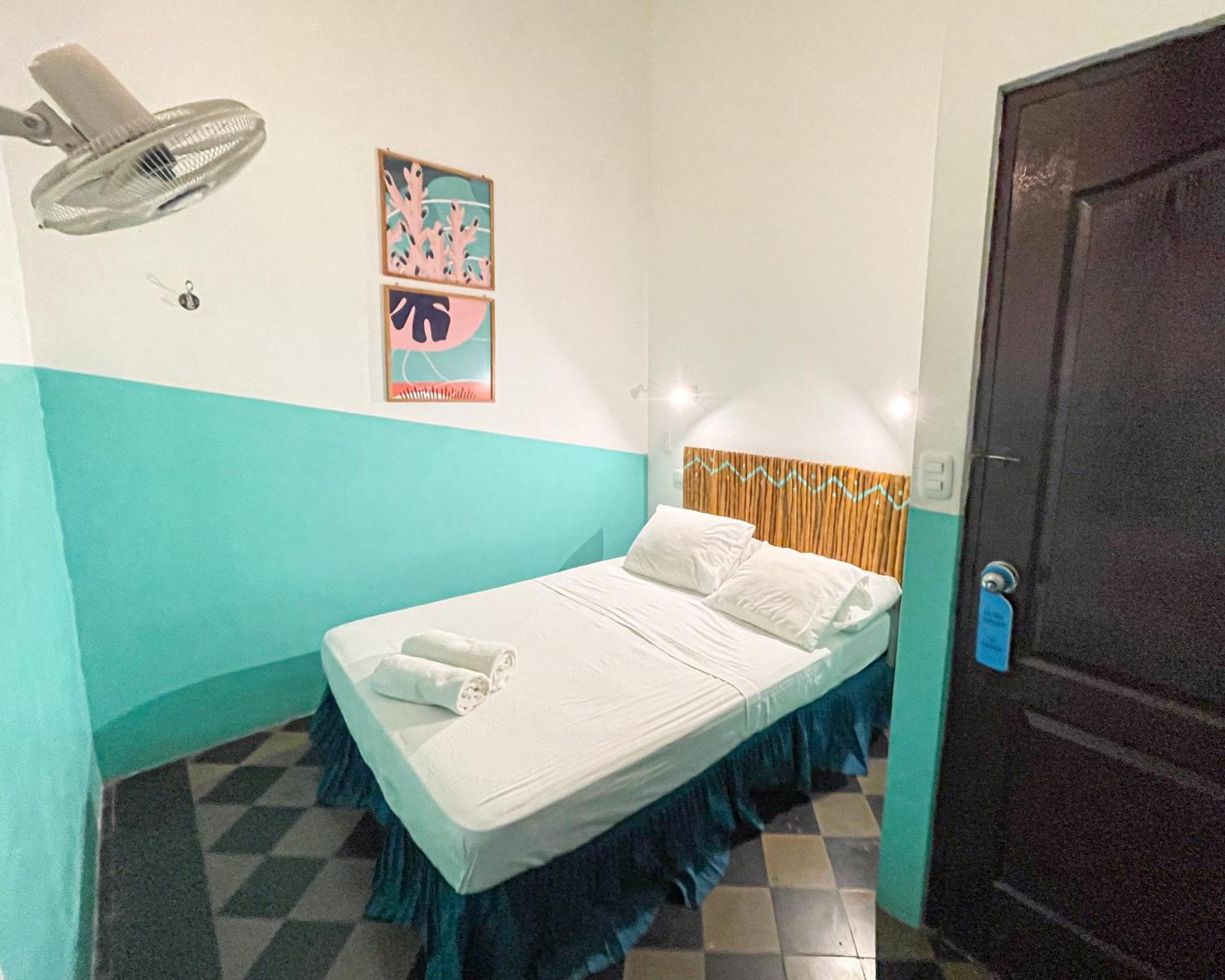 Oasis Hostel Granada Eksteriør billede